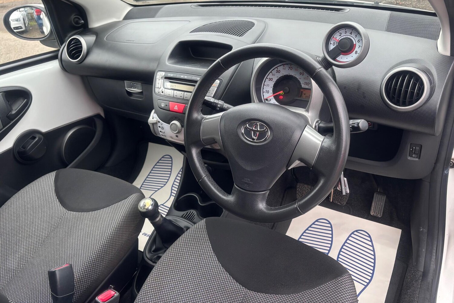Used Toyota AYGO 2012 for sale - 77484395: Photo 23