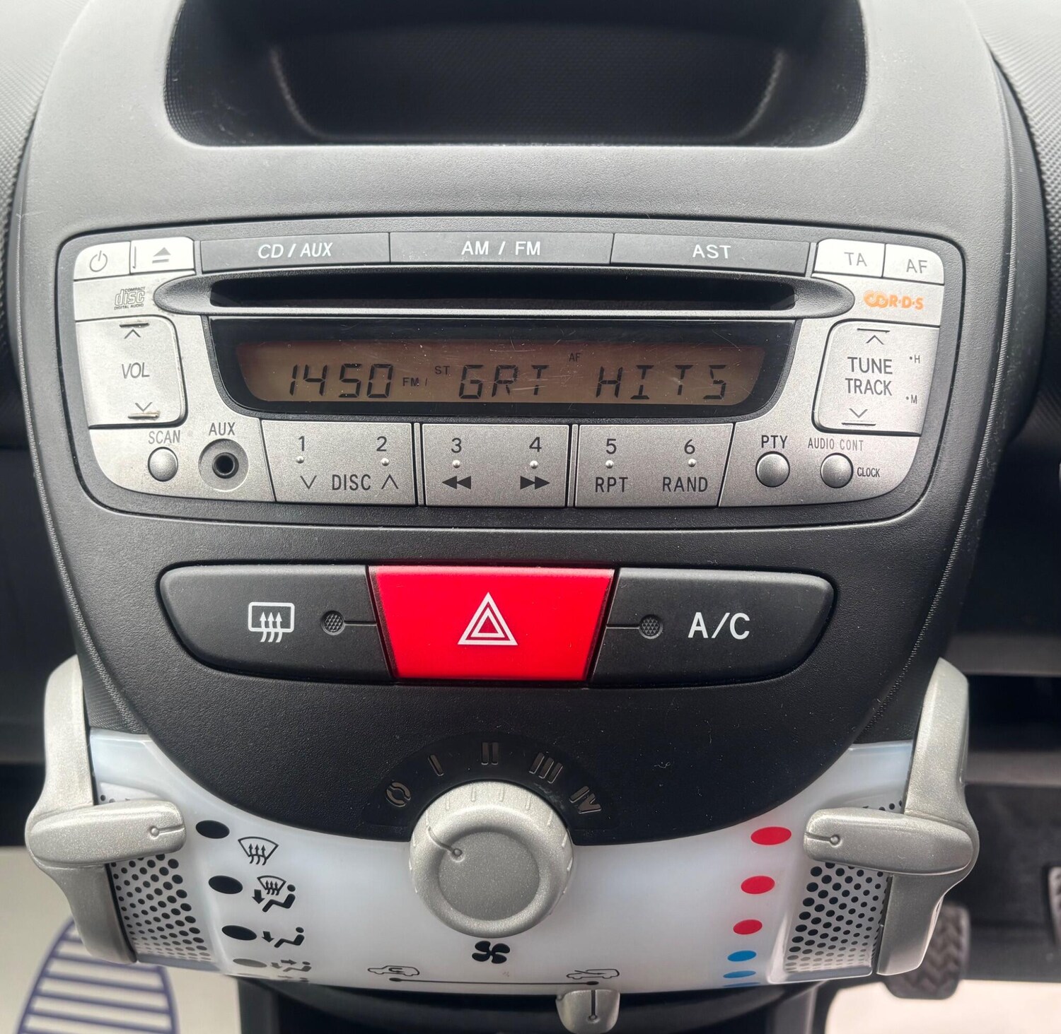 Used Toyota AYGO 2012 for sale - 77484395: Photo 37