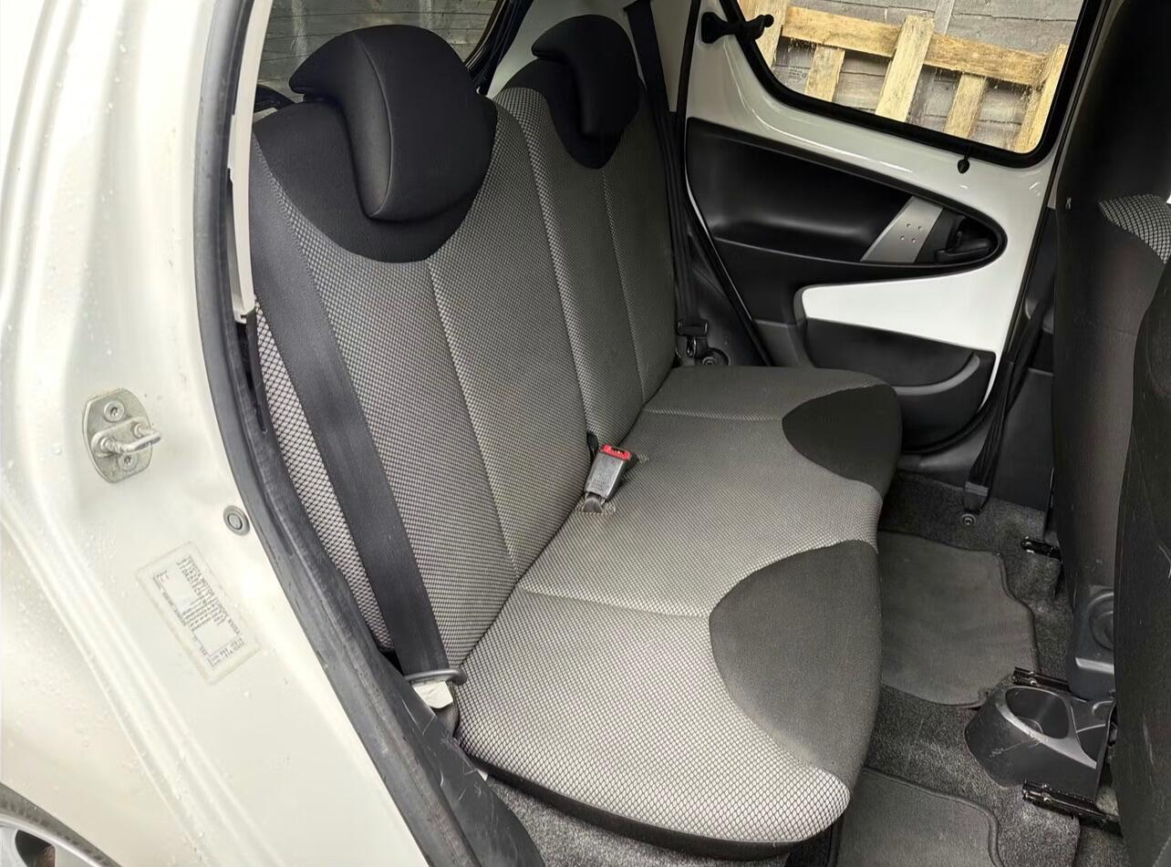 Used Toyota AYGO for sale - 77484395: Photo 6