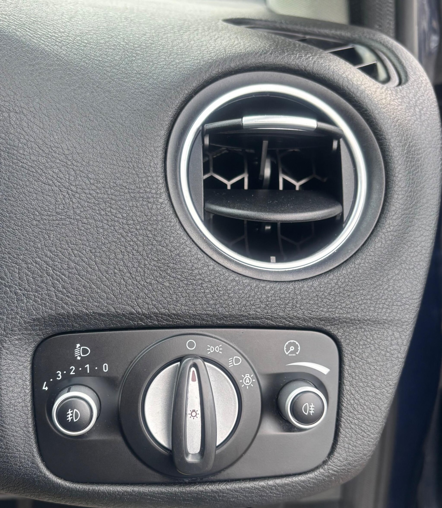 Used Ford Mondeo 2013 for sale - 77710556: Photo 47