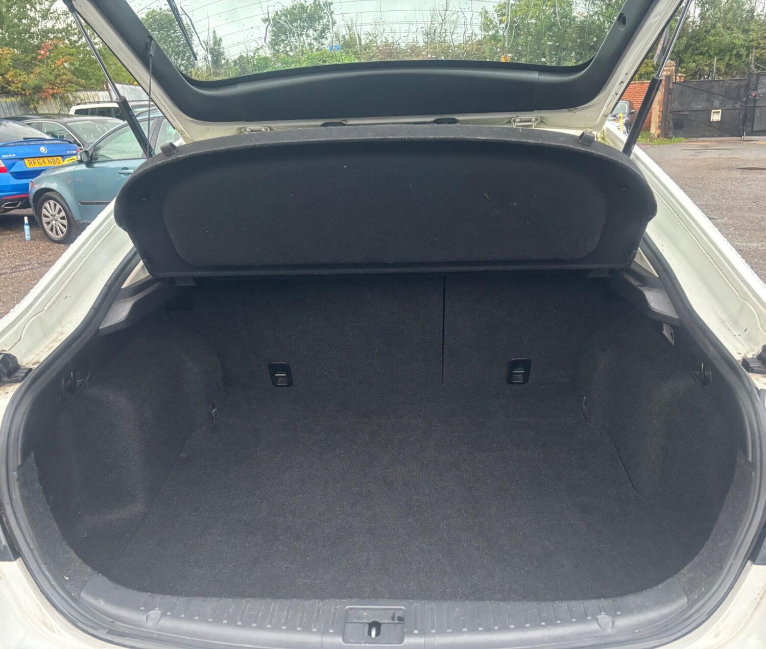 Used Mazda Mazda6 2010 for sale - 76108689: Photo 22