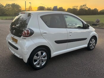 Used Toyota AYGO 2012 for sale - 75782179: Photo