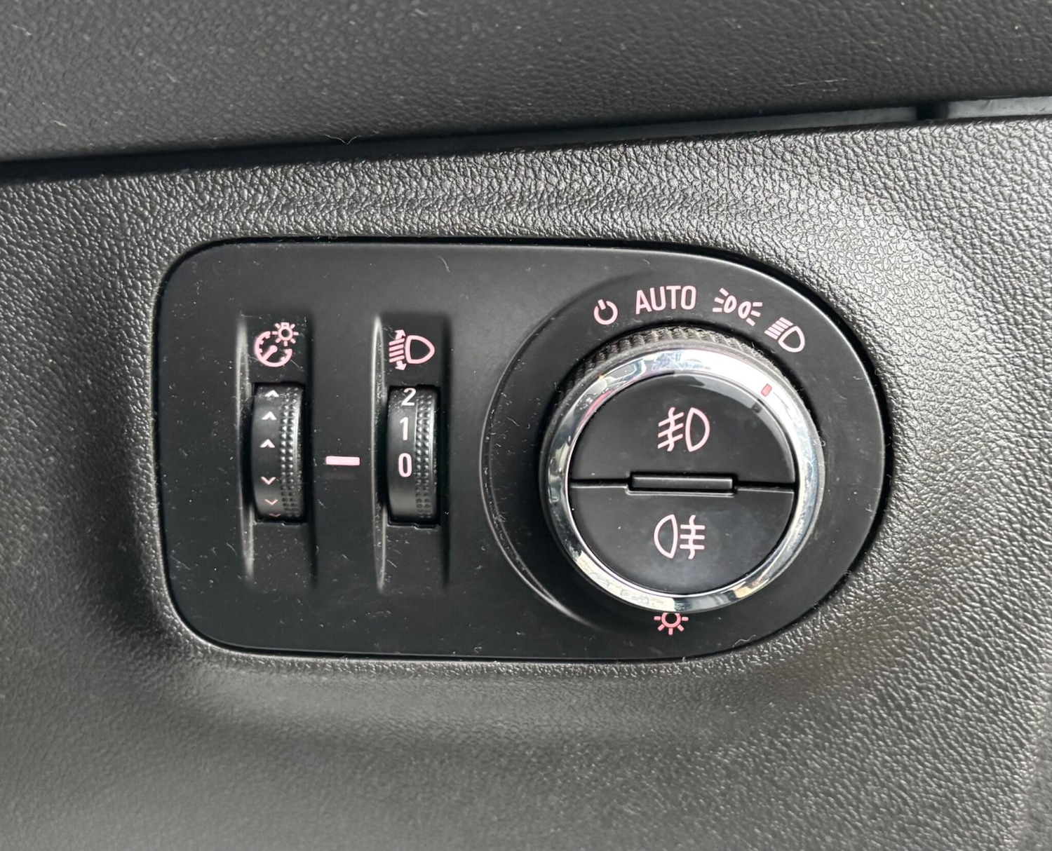 Used Vauxhall Corsa for sale - 78214415: Photo 26