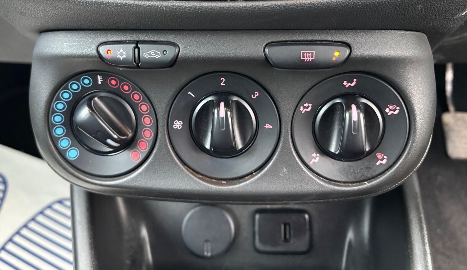 Used Vauxhall Corsa for sale - 78214415: Photo 36