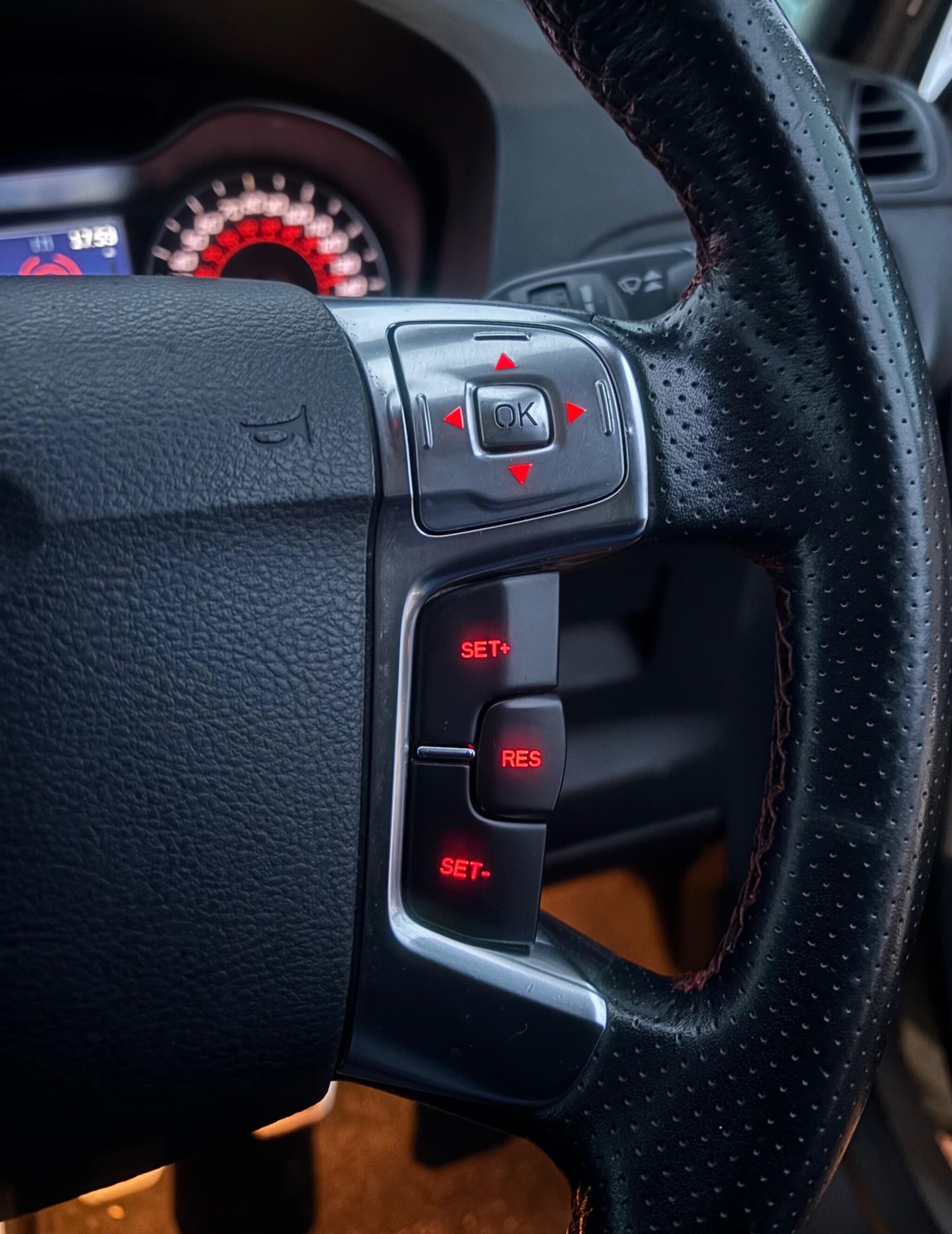 Used Ford S-Max 2015 for sale - 77291950: Photo 48