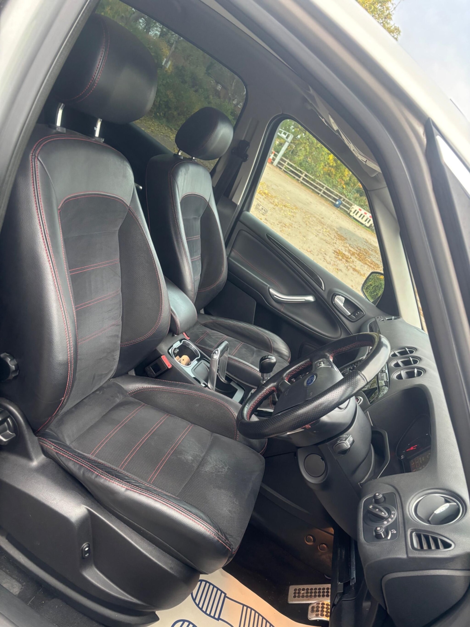 Used Ford S-Max 2015 for sale - 77291950: Photo 8