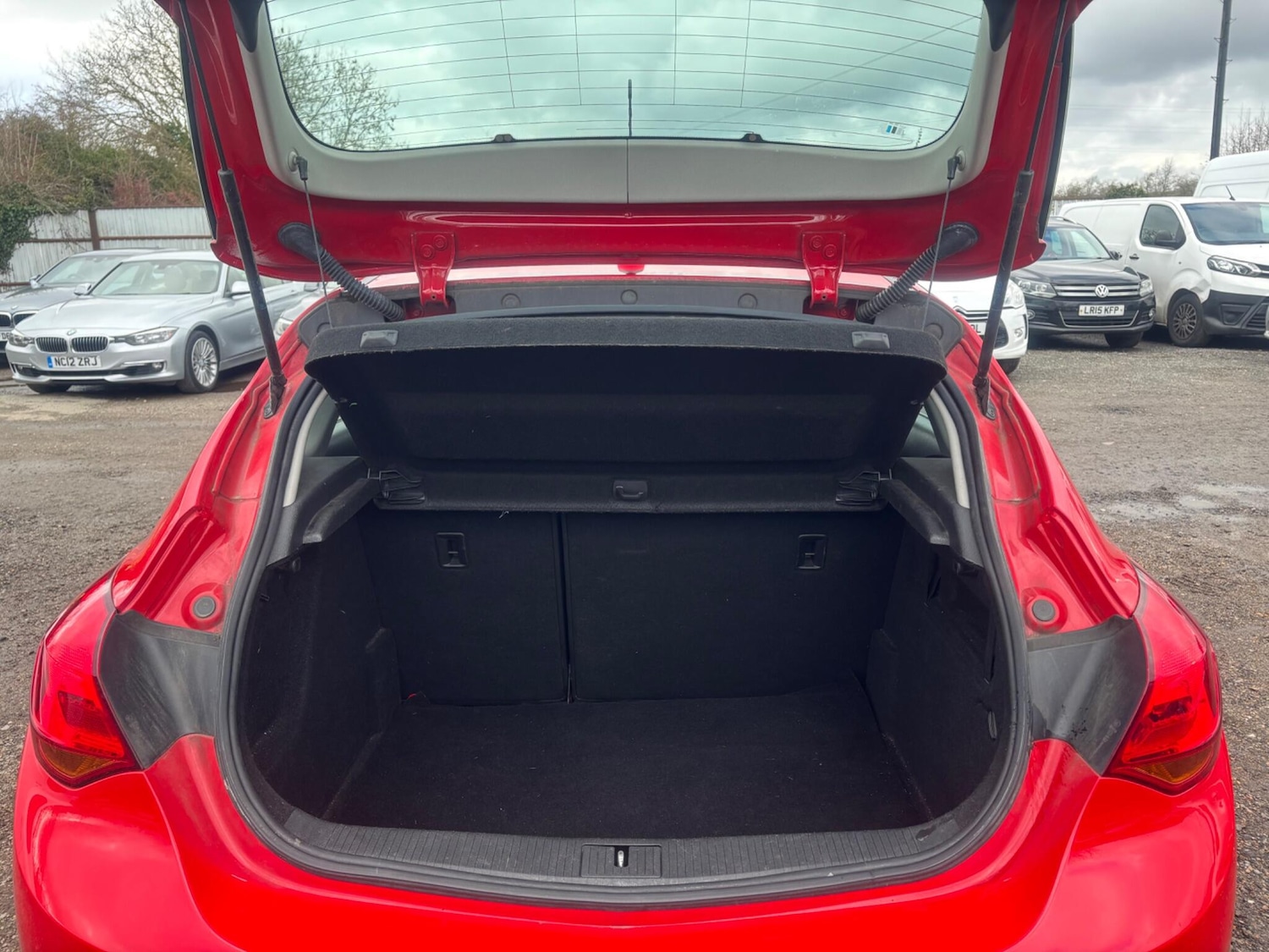 Used Vauxhall Astra 2015 for sale - 77704986: Photo 42