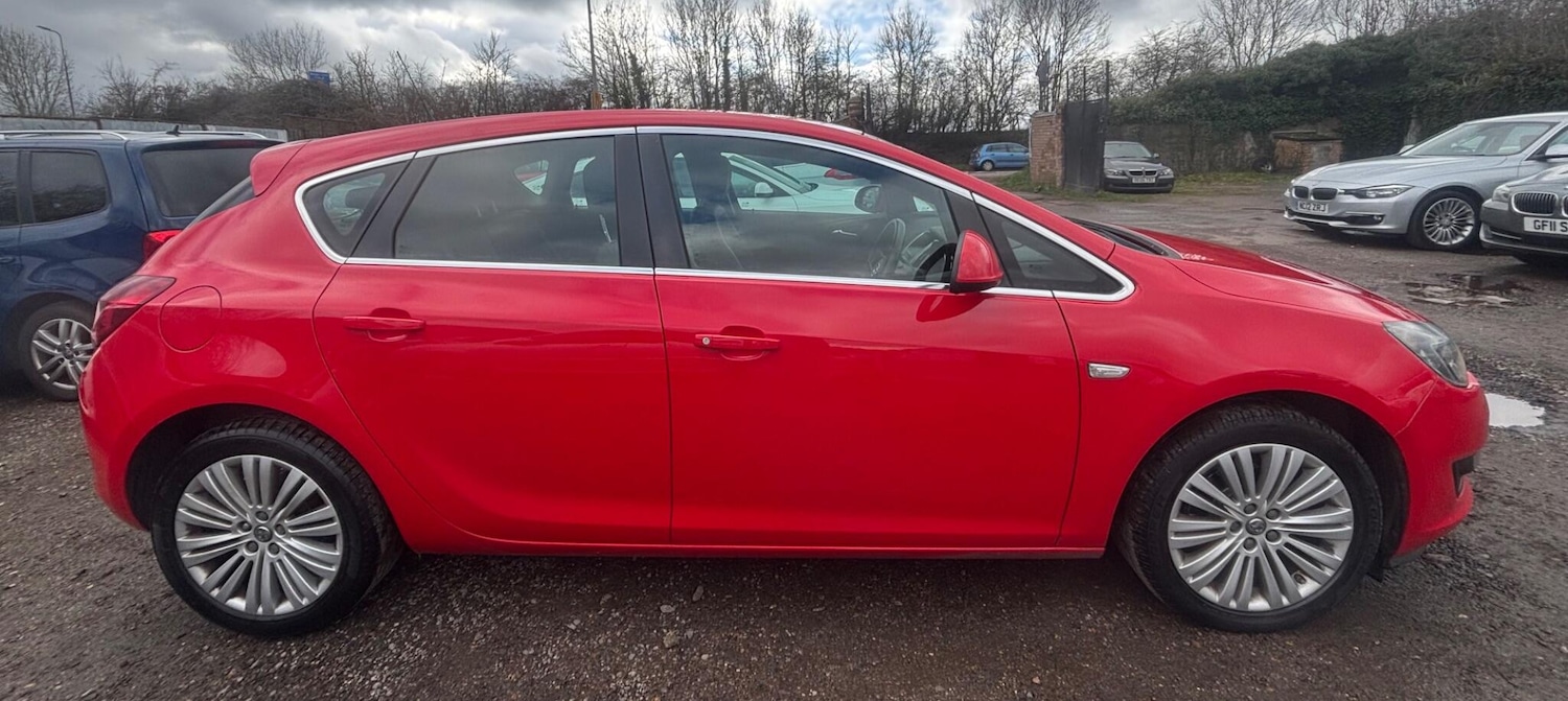 Used Vauxhall Astra 2015 for sale - 77704986: Photo 5
