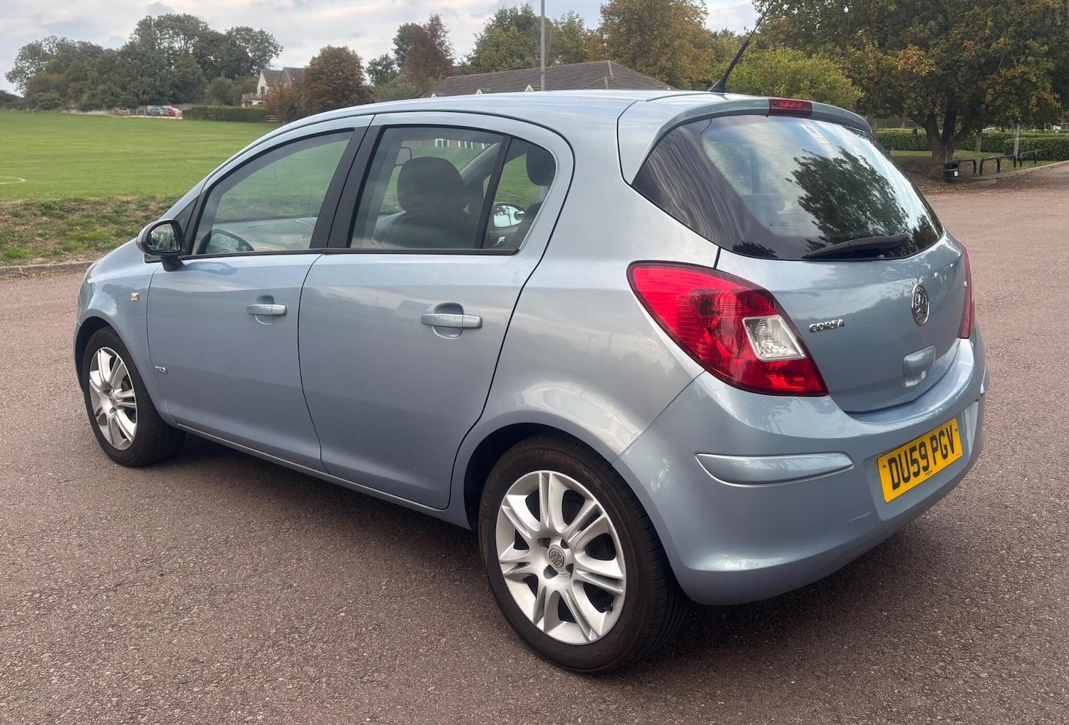 Used Vauxhall Corsa 2009 for sale - 77722832: Photo 4