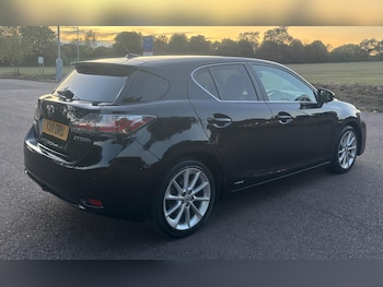 Used Lexus CT 2011 for sale - 75770021: Photo