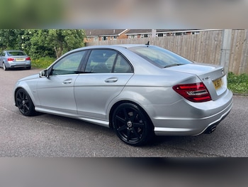 Used Mercedes-Benz C-Class 2011 for sale - 75310166: Photo