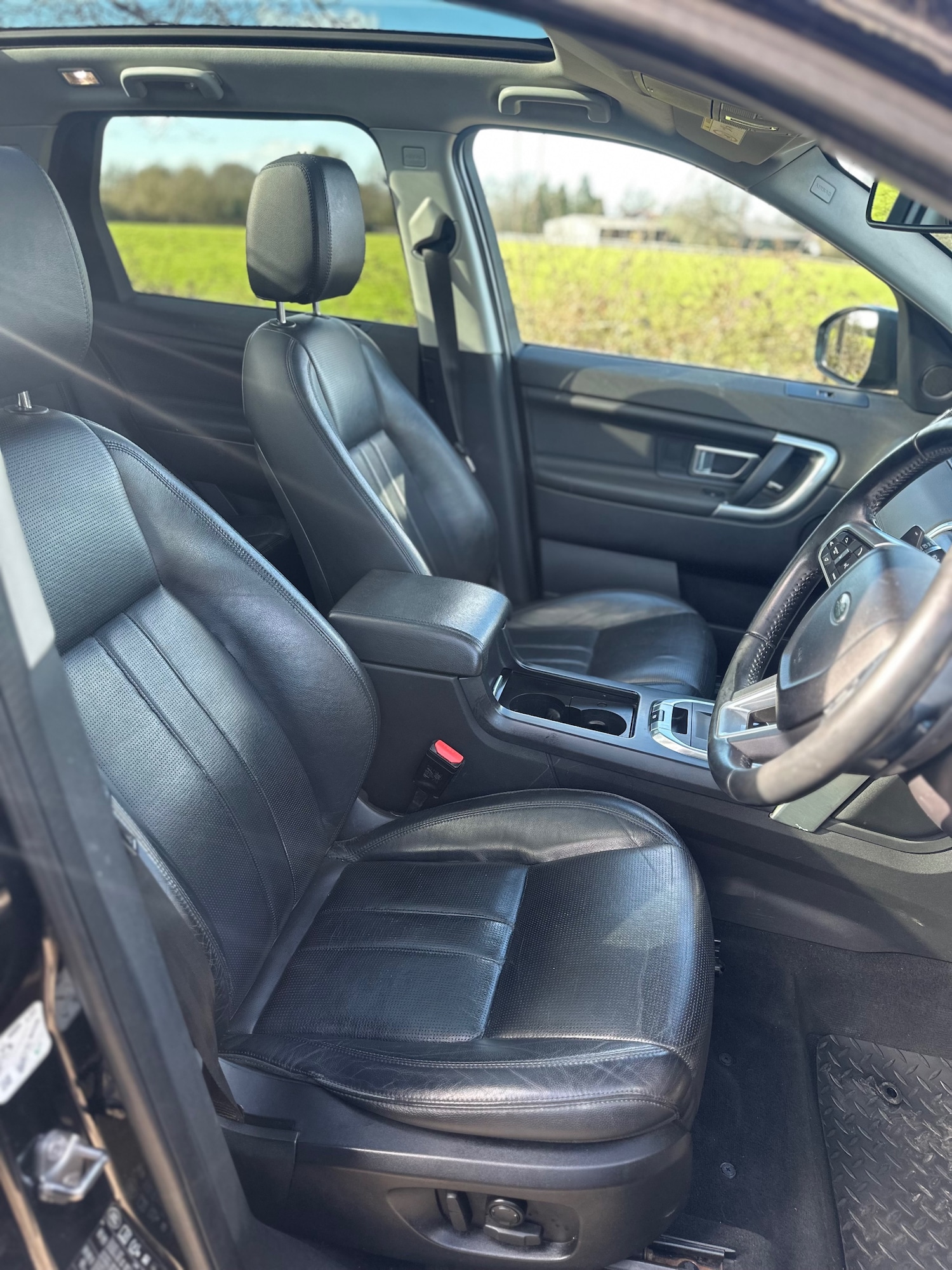 Used Land Rover Discovery Sport 2016 for sale - 77888963: Photo 14