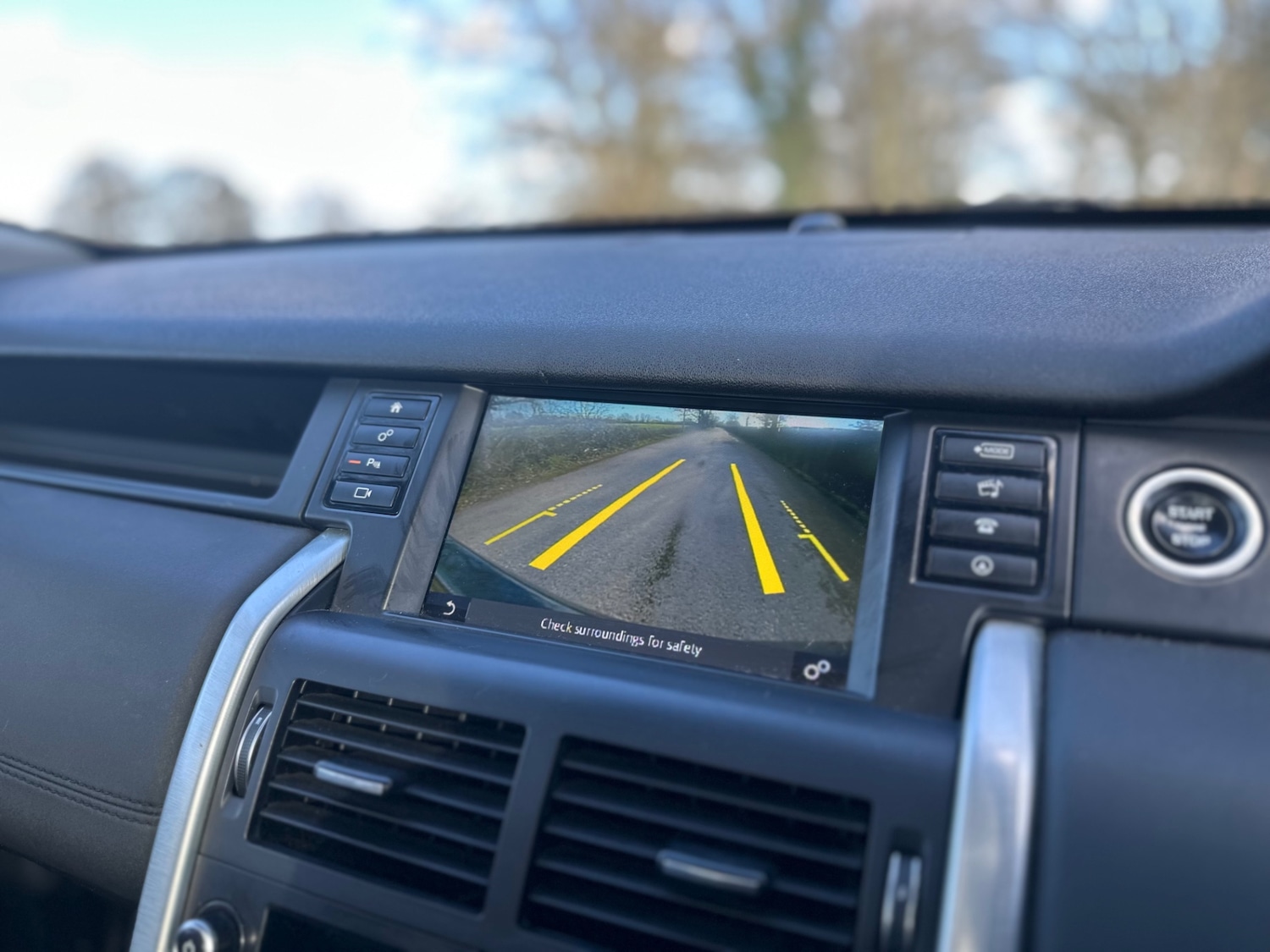 Used Land Rover Discovery Sport 2016 for sale - 77888963: Photo 17