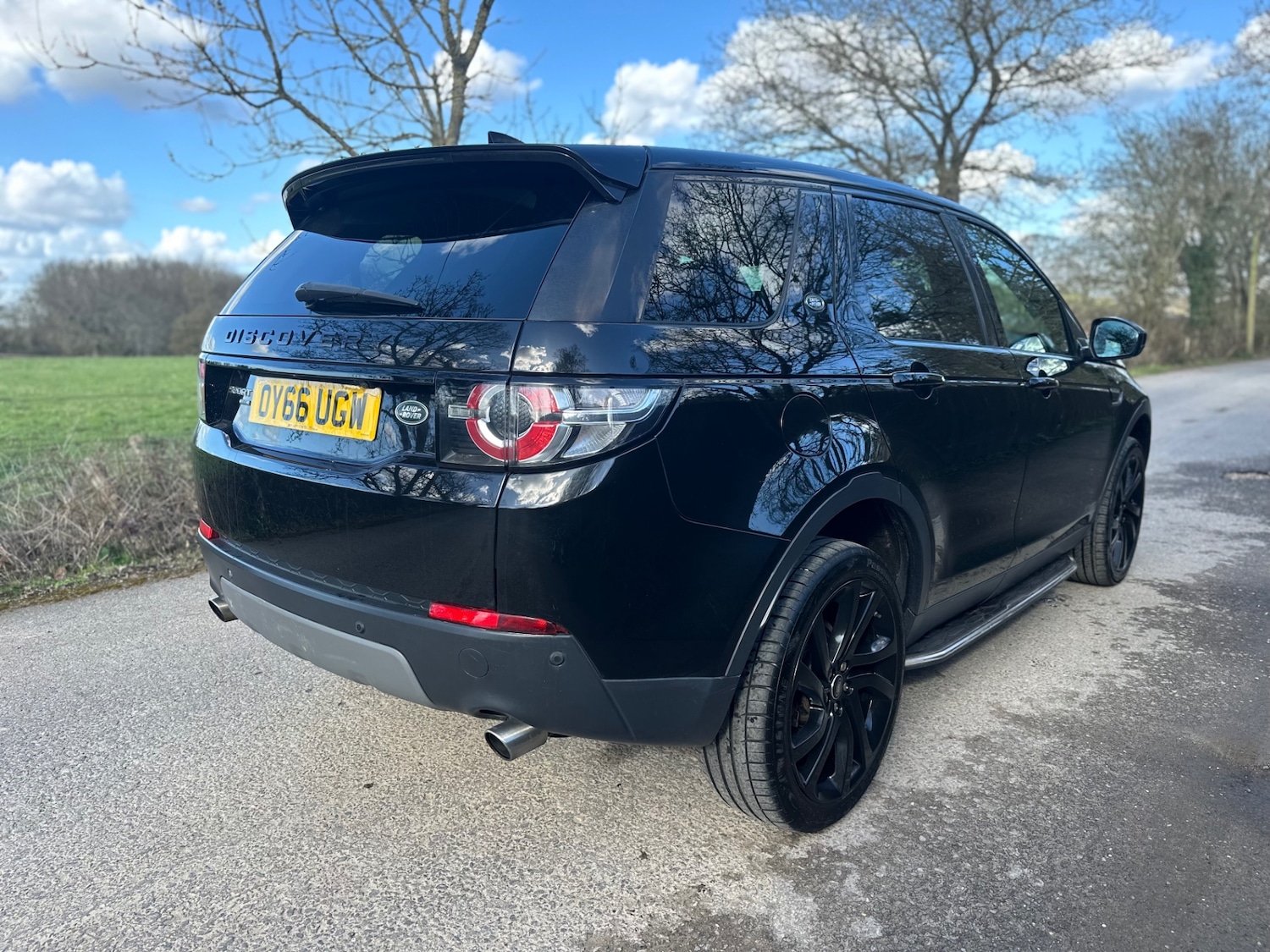 Used Land Rover Discovery Sport 2016 for sale - 77888963: Photo 3