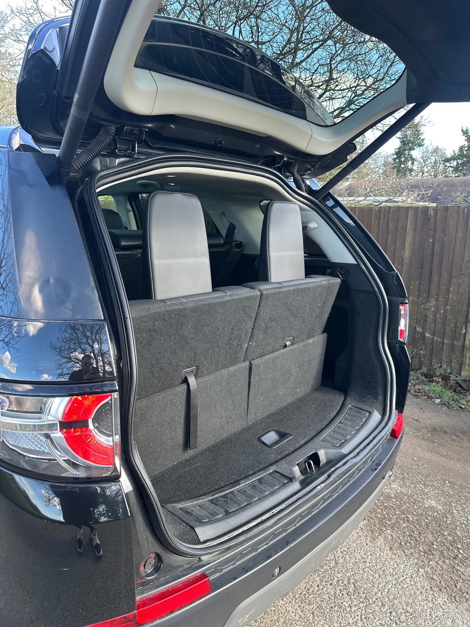 Used Land Rover Discovery Sport 2016 for sale - 77888963: Photo 5