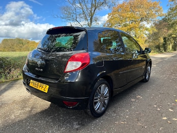 Used Renault Clio 2010 for sale - 76479958: Photo