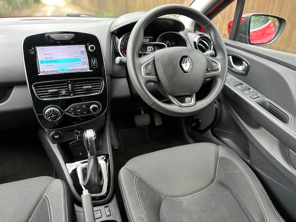 Used Renault Clio 2018 for sale - 75329460: Photo 12