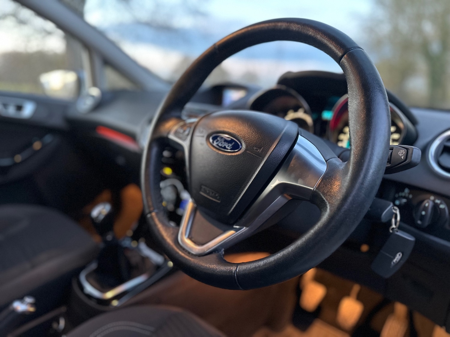 Used Ford Fiesta 2015 for sale - 78018095: Photo 8