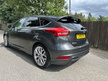 Used Ford Focus 2015 for sale - 79057429: Photo