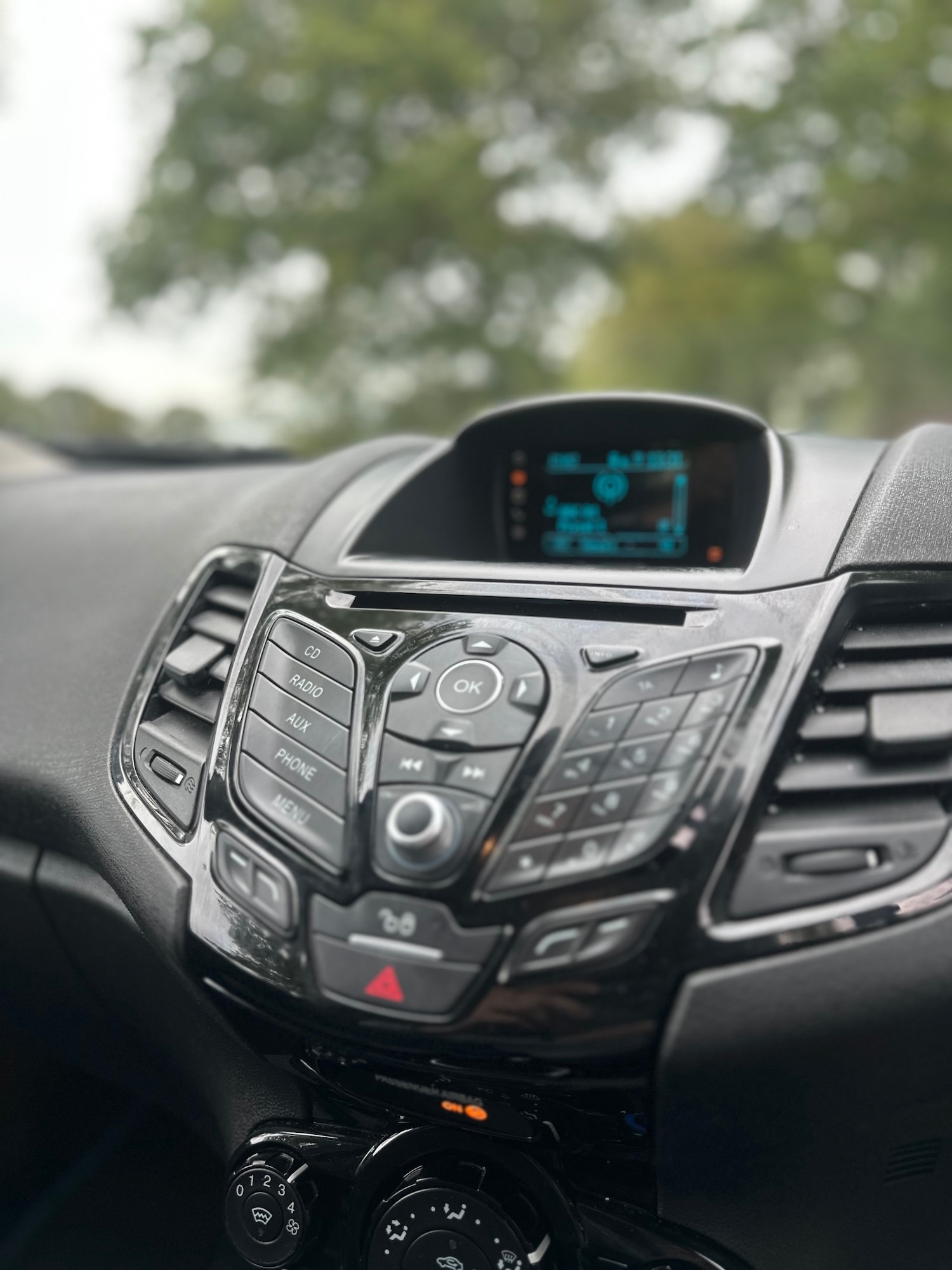 Used Ford Fiesta 2015 for sale - 76079608: Photo 11