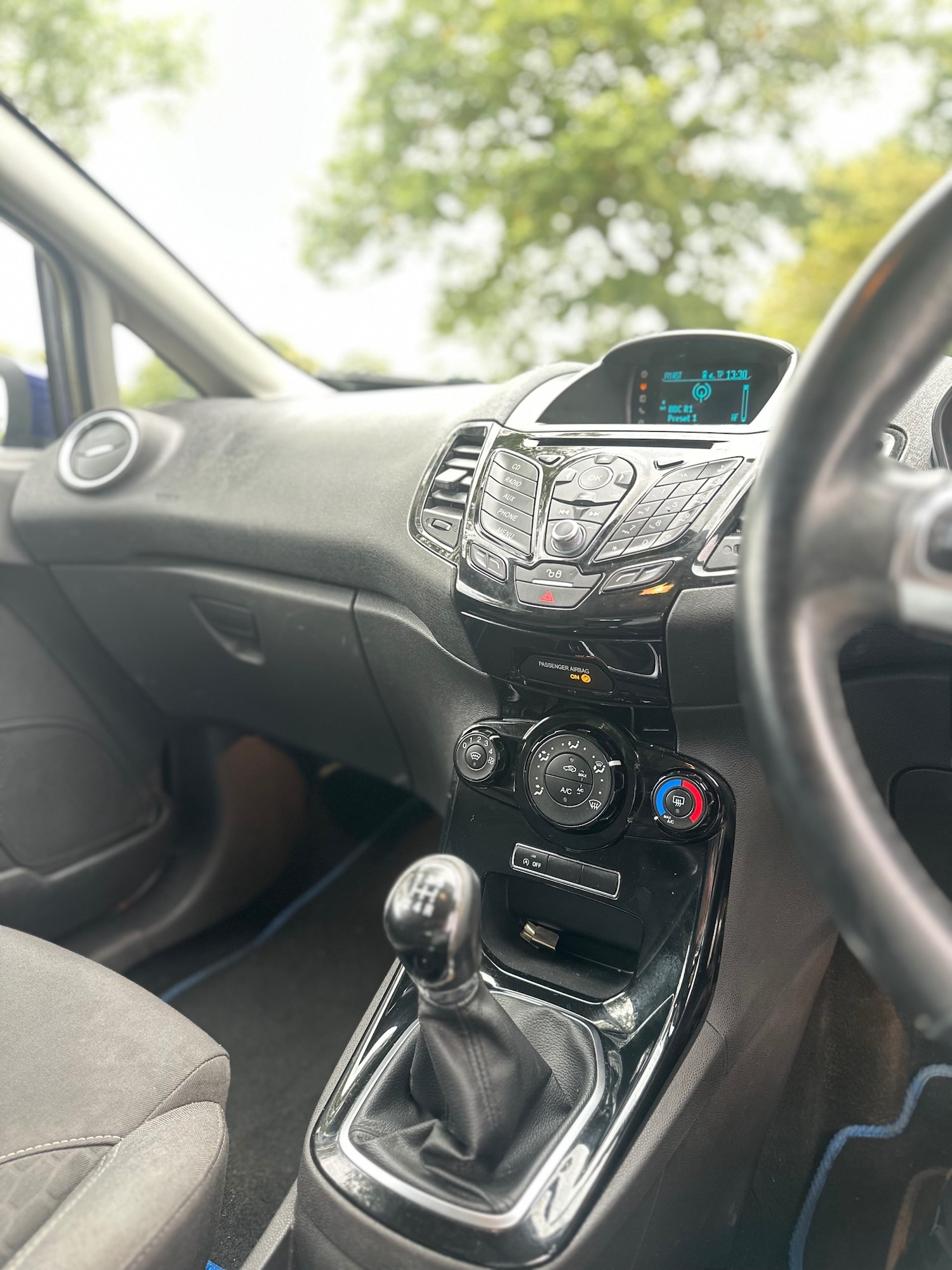 Used Ford Fiesta 2015 for sale - 76079608: Photo 8