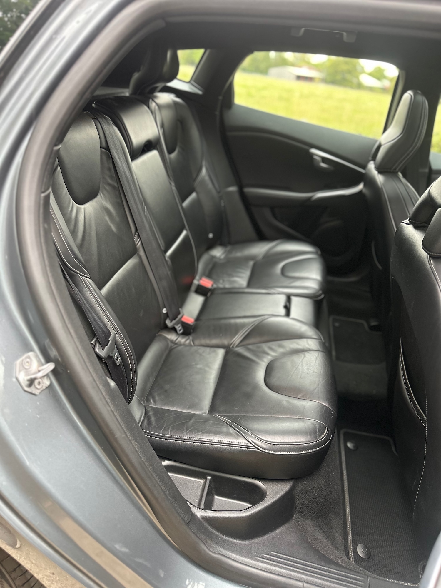 Used Volvo V40 2014 for sale - 76079797: Photo 11