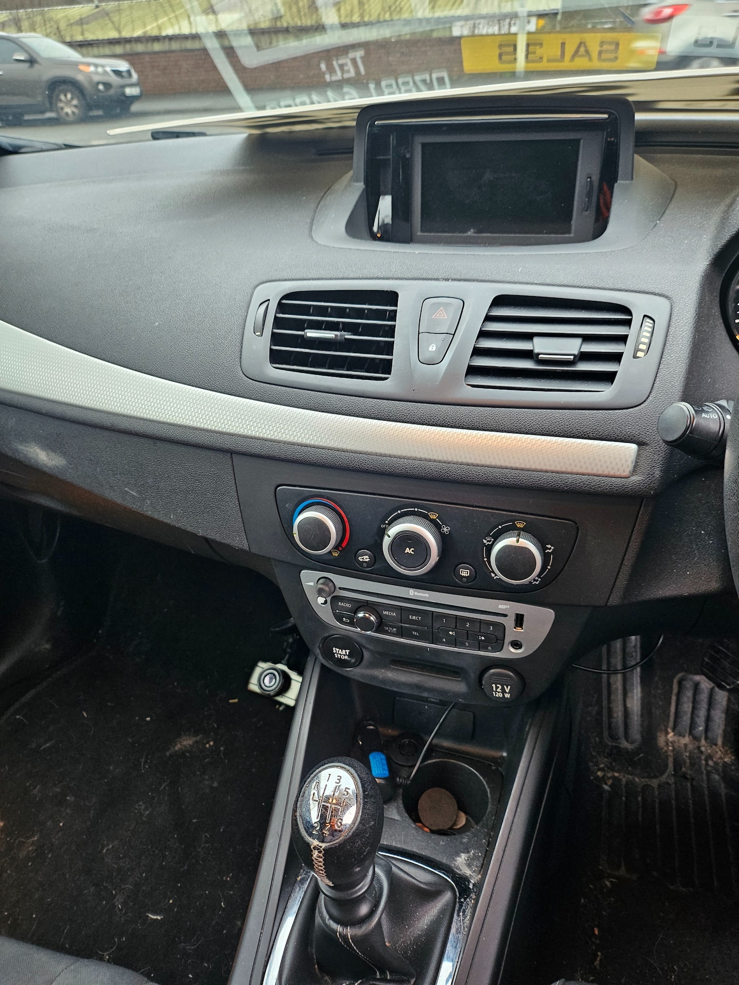 Used Renault Megane 2013 for sale - 77210077: Photo 10