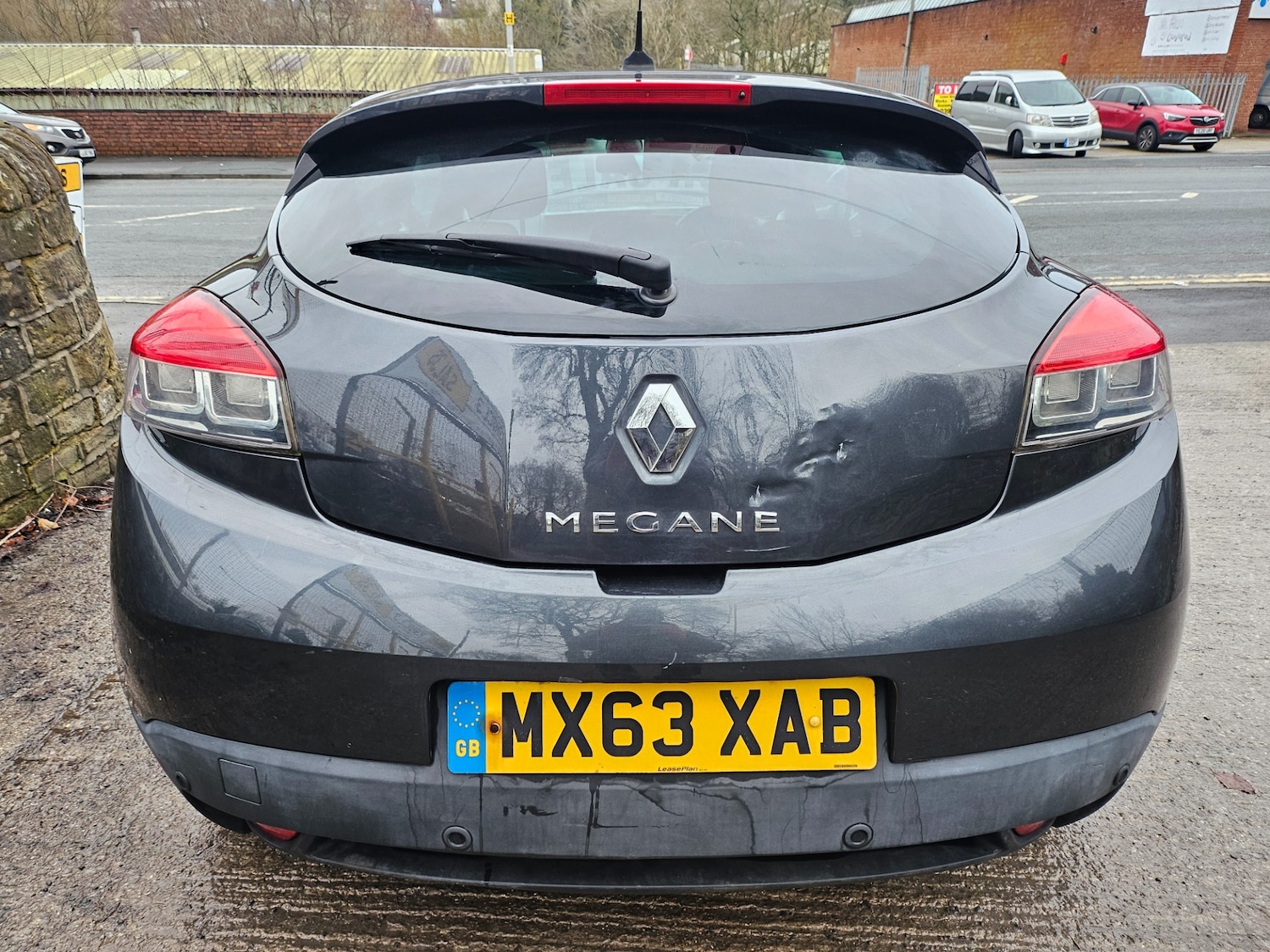 Used Renault Megane 2013 for sale - 77210077: Photo 5