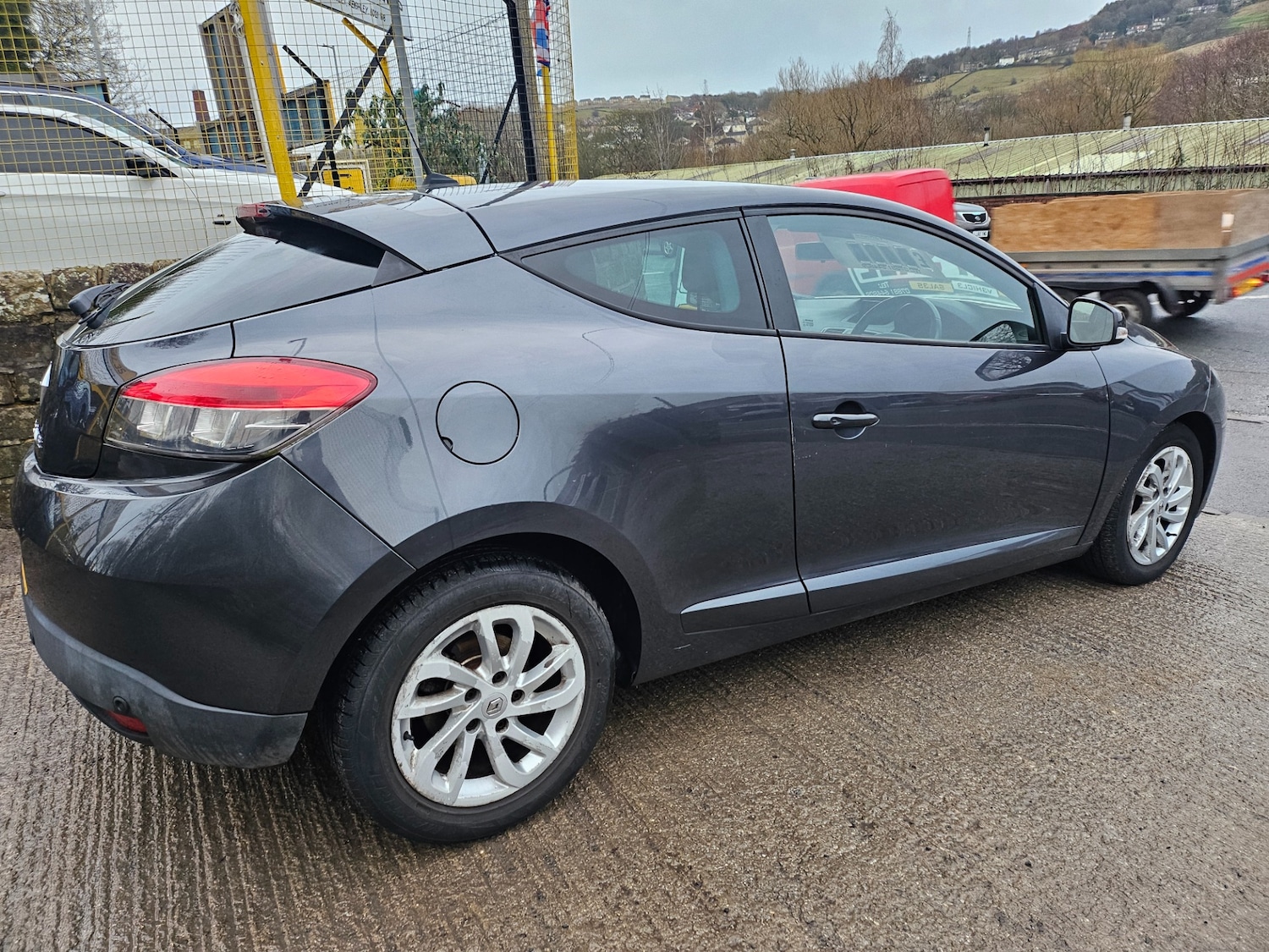 Used Renault Megane 2013 for sale - 77210077: Photo 6