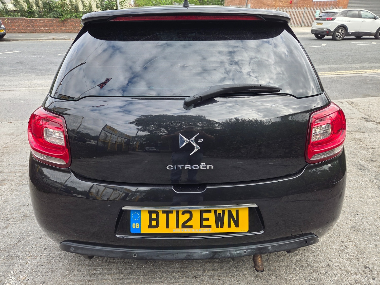 Vehicle 5