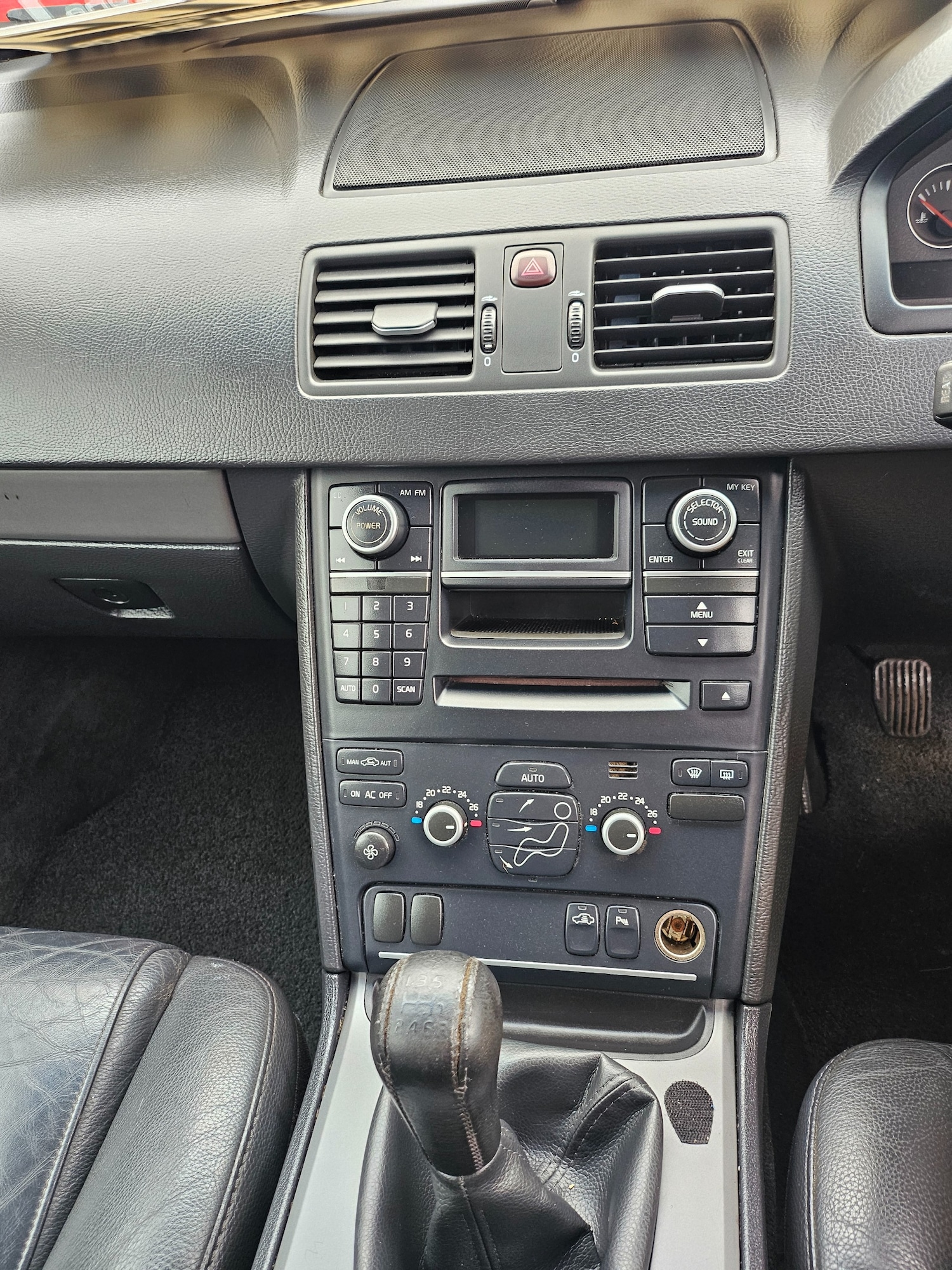 Used Volvo XC90 2006 for sale - 76507313: Photo 10