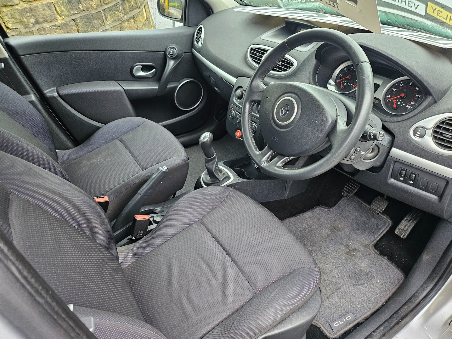 Used Renault Clio 2008 for sale - 76985139: Photo 9