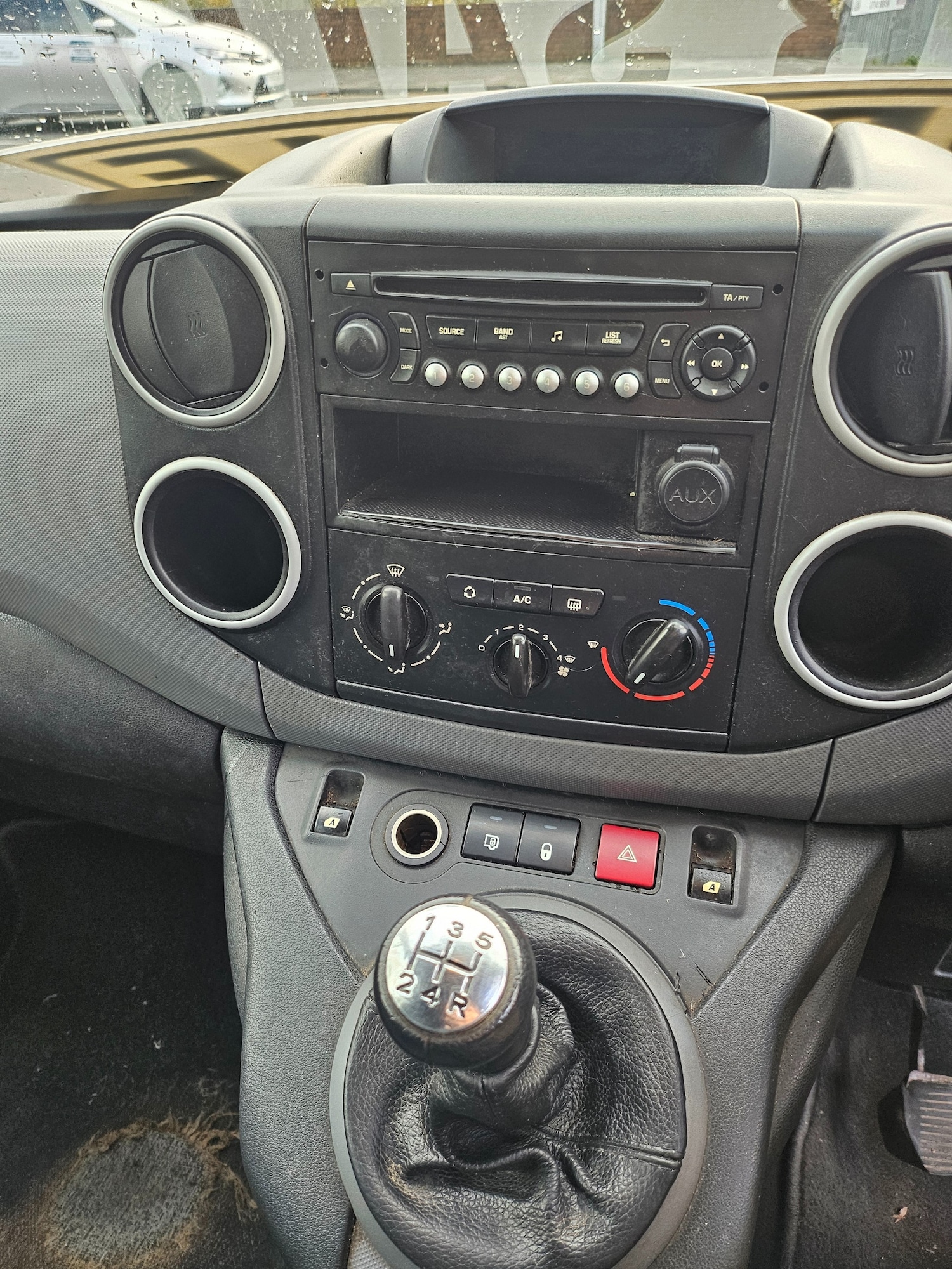 Used Peugeot Partner 2011 for sale - 76505014: Photo 10