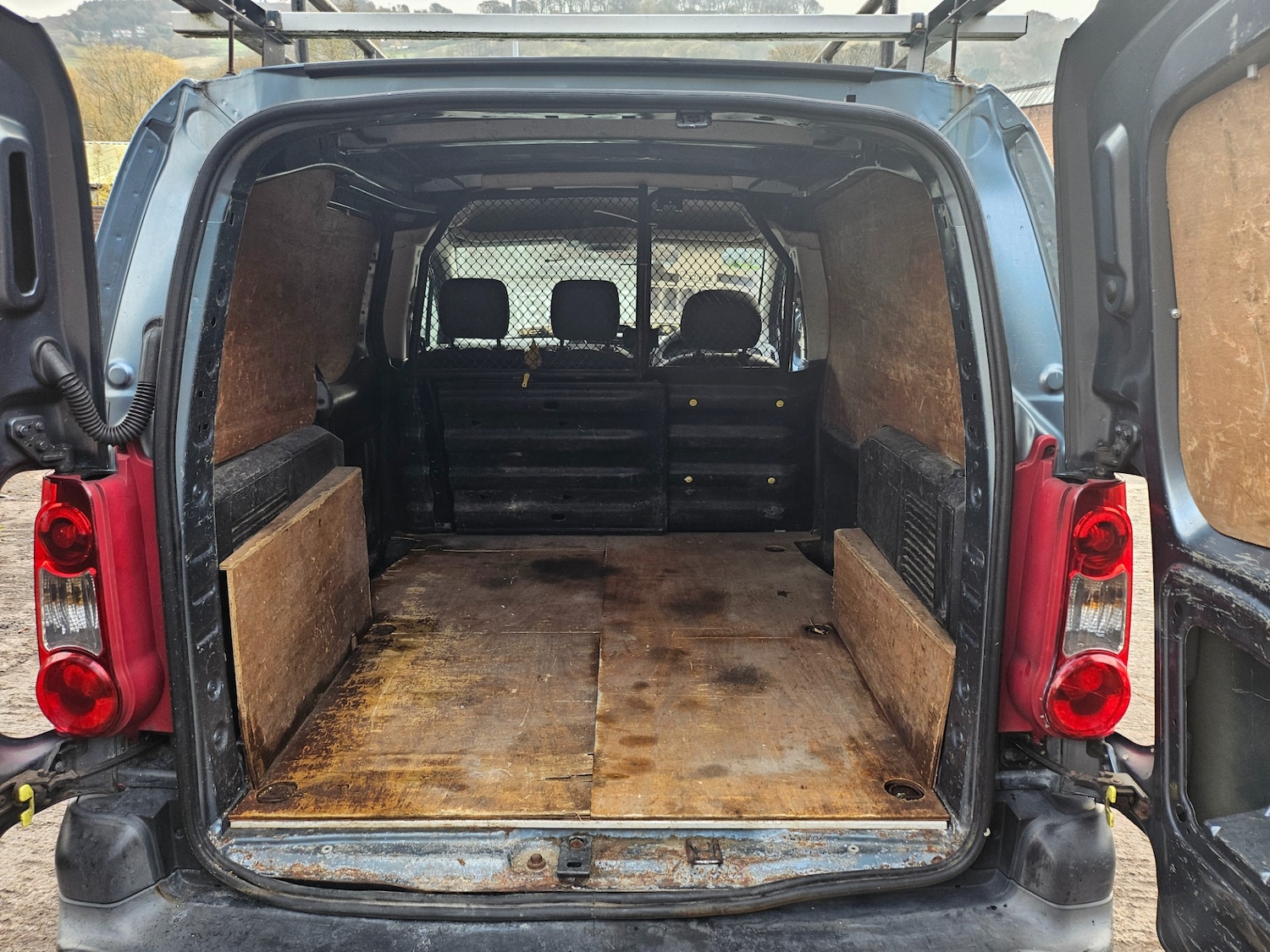 Used Peugeot Partner 2011 for sale - 76505014: Photo 7