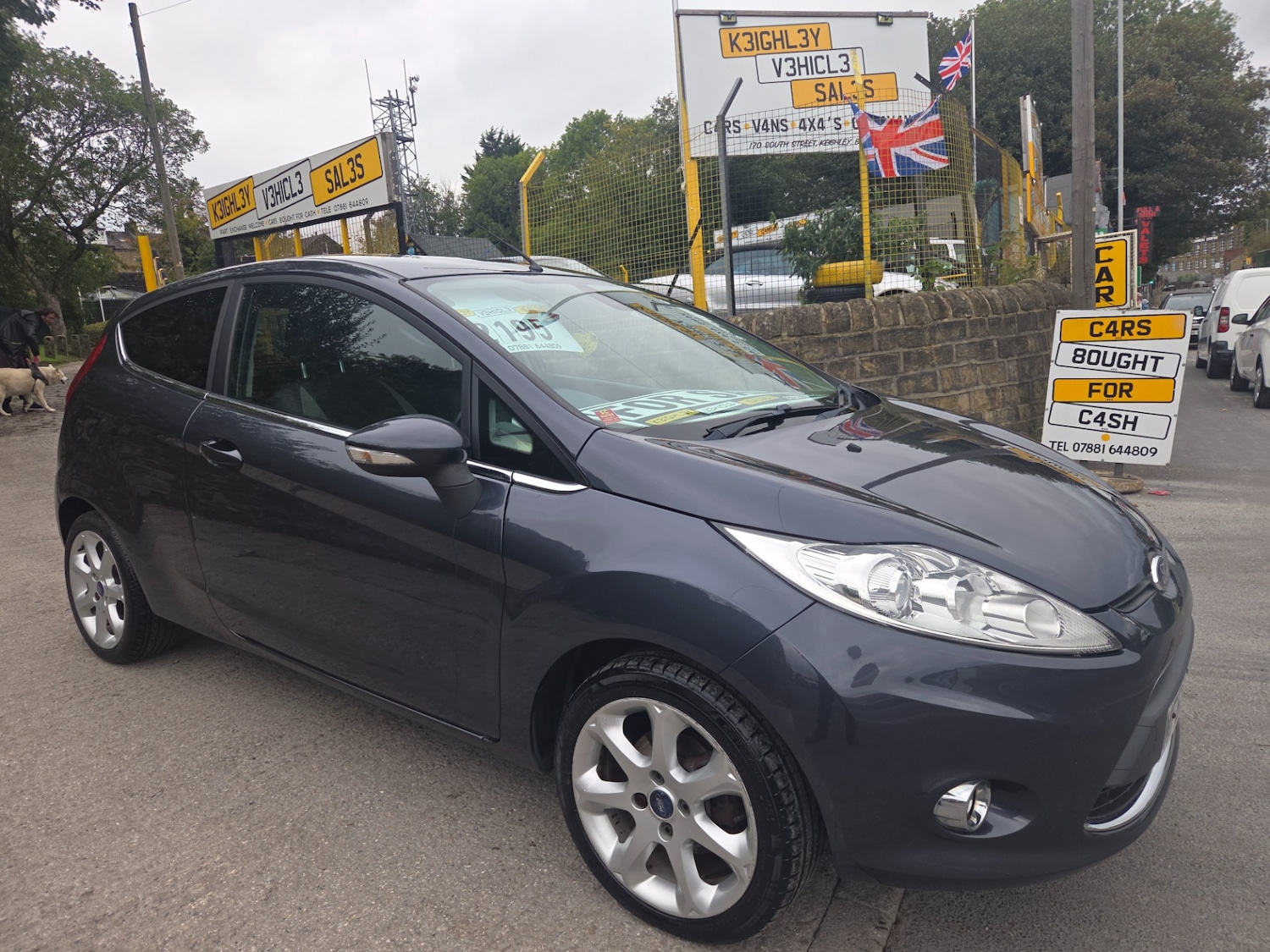 Used Ford Fiesta 2010 for sale - 76070675: Photo 1