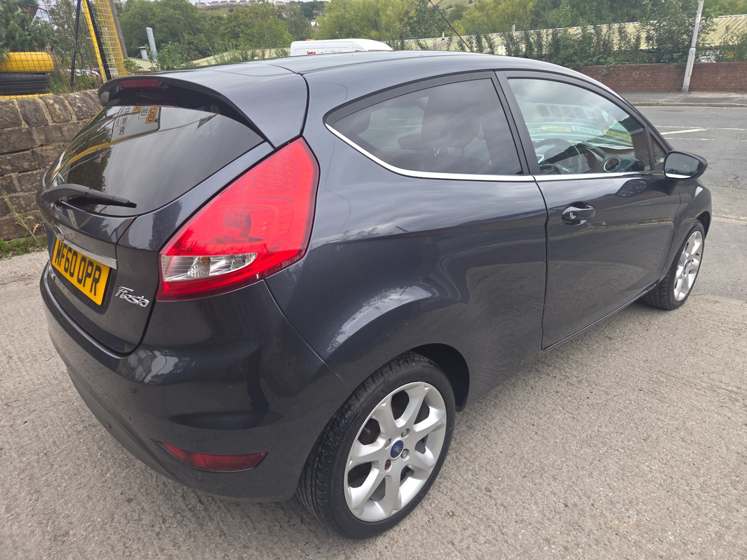 Used Ford Fiesta 2010 for sale - 76070675: Photo 6