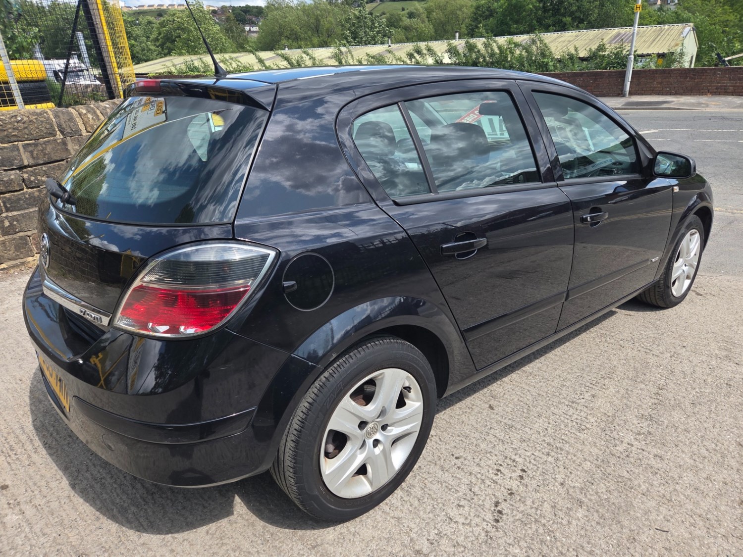 Vauxhall Astra 2009 (09) - 1.7 CDTi 16V Club [100] 5dr - Image 6