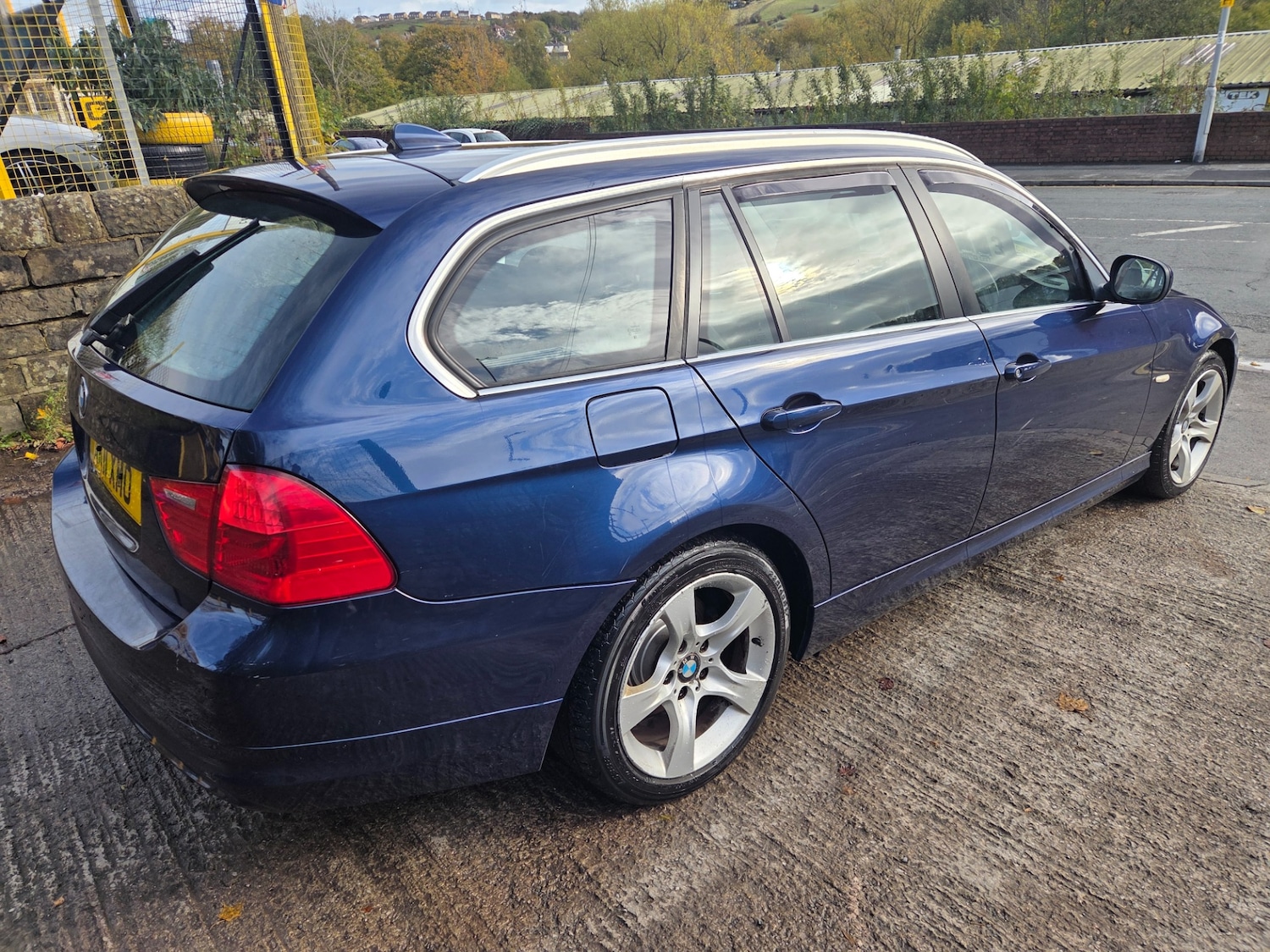 Used BMW 3 Series 2011 for sale - 76387417: Photo 6