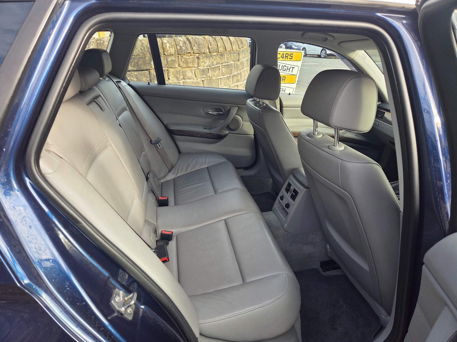 Used BMW 3 Series 2011 for sale - 76387417: Photo 7