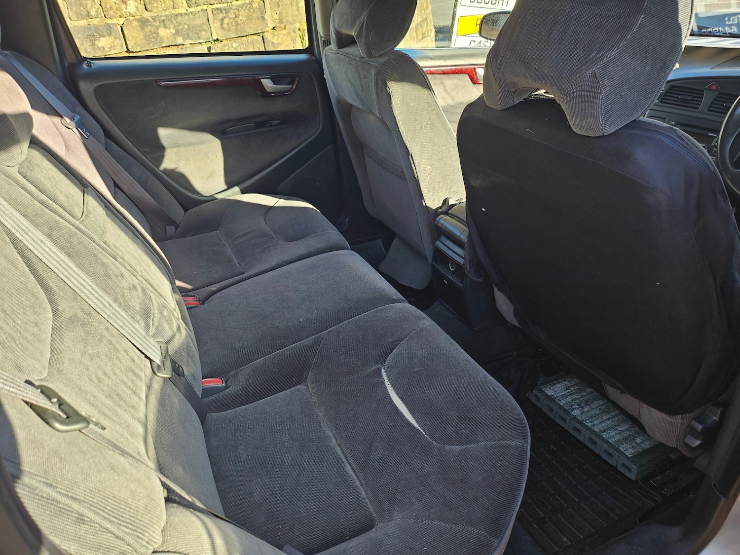 Used Volvo V70 2004 for sale - 76638778: Photo 8