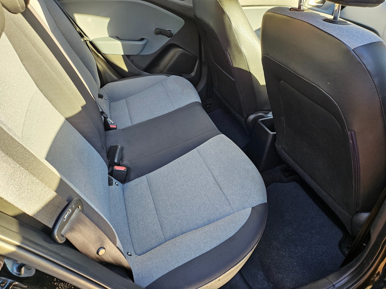 Used Hyundai i20 2015 for sale - 77125686: Photo 8