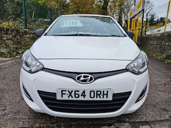 Used Hyundai i20 2014 for sale - 76471114: Photo