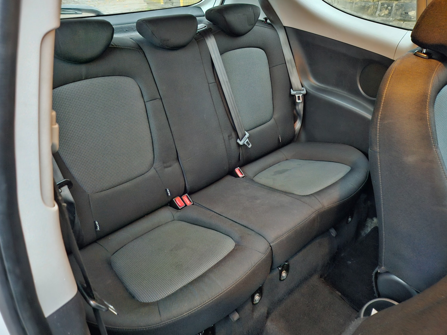 Used Hyundai i20 2014 for sale - 76471114: Photo 8