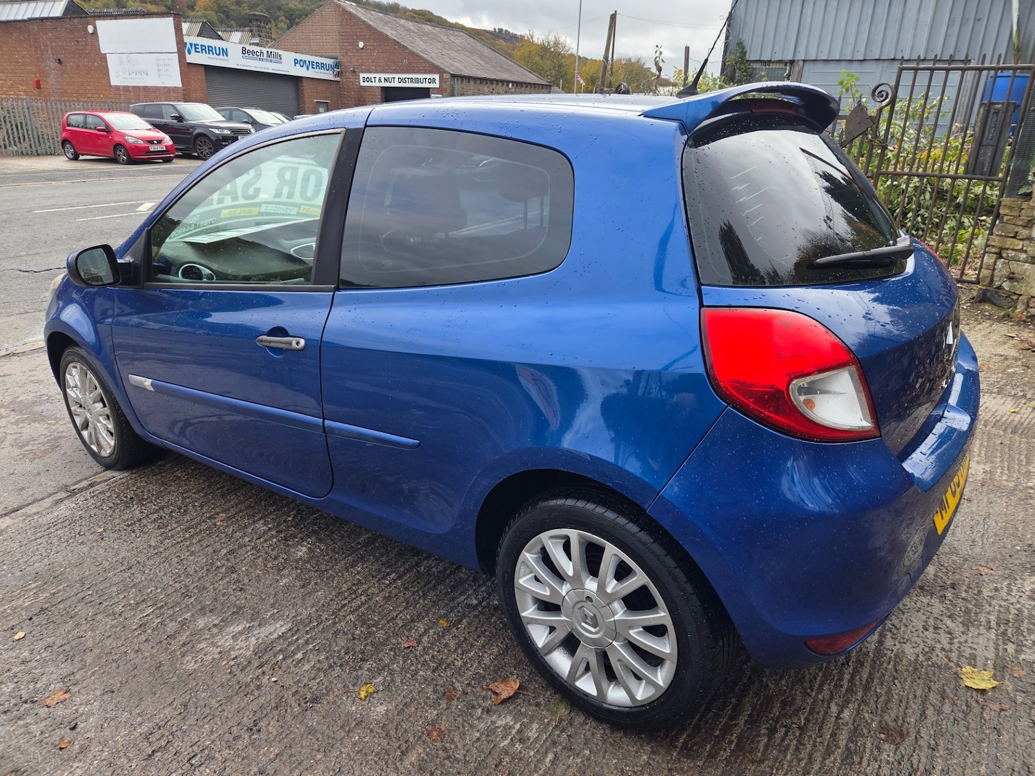 Used Renault Clio 2009 for sale - 76387423: Photo 4