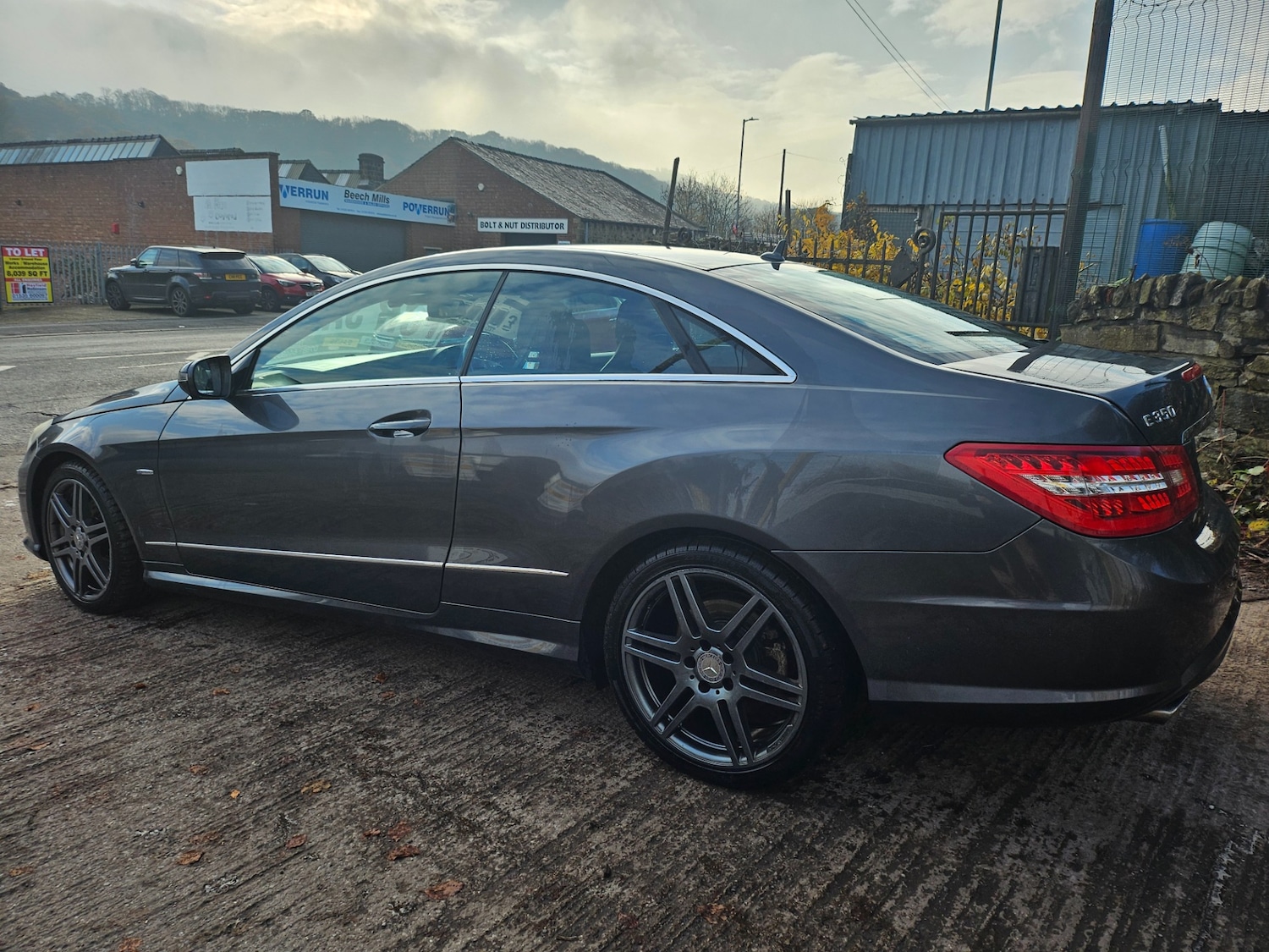 Used Mercedes-Benz E Class 2009 for sale - 76504899: Photo 4