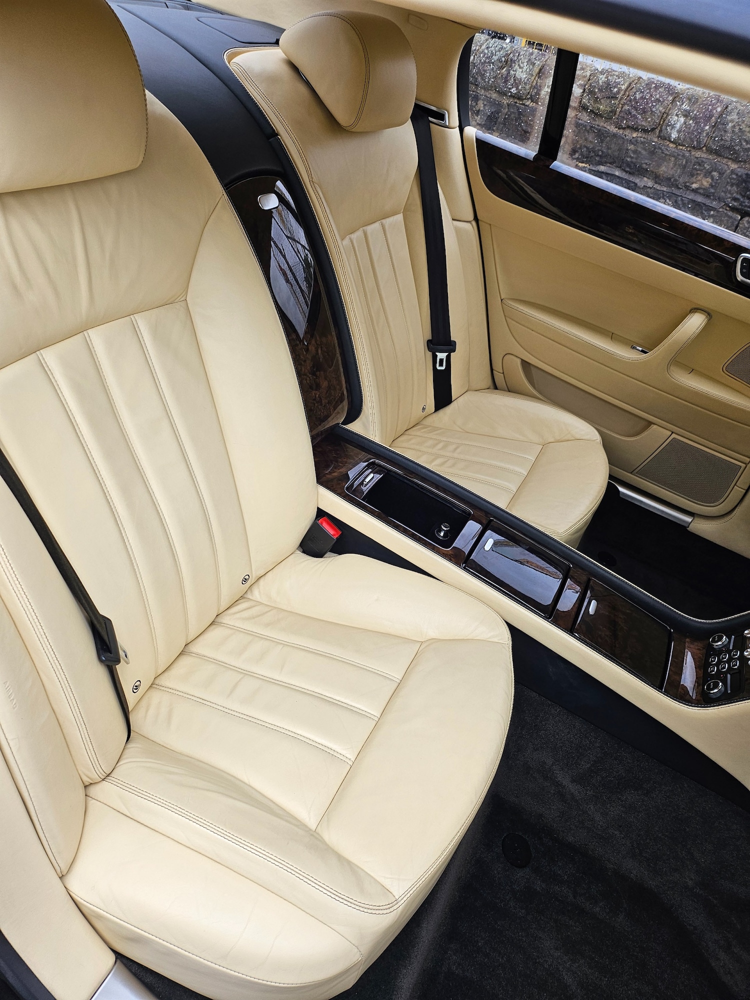 Used Bentley Continental 2006 for sale - 76542544: Photo 10