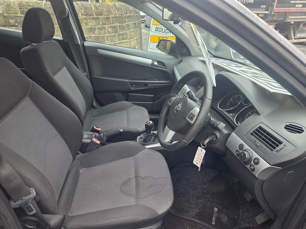 Used Vauxhall Astra 2009 for sale - 76281076: Photo 8