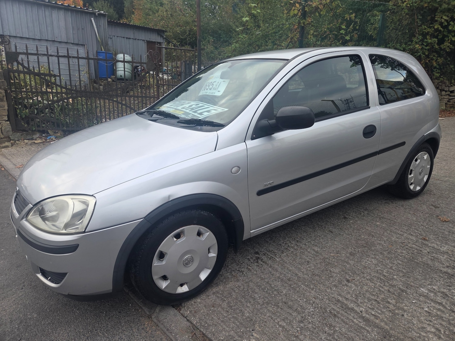 Vauxhall Corsa 2005 (05) - 1.0i 12V Life 3dr - Image 3