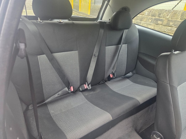 Used Vauxhall Corsa 2005 for sale - 76286202: Photo 7