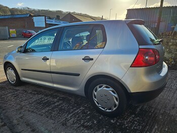 Used Volkswagen Golf 2006 for sale - 76599808: Photo